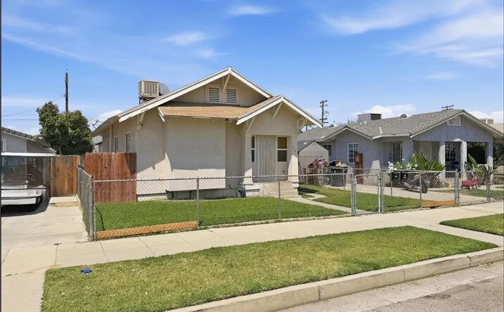 410 E 21st, Bakersfield
