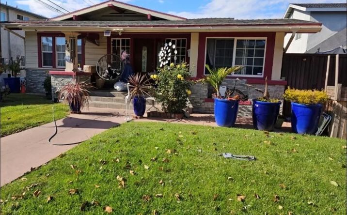 2421 E 6th, Long Beach