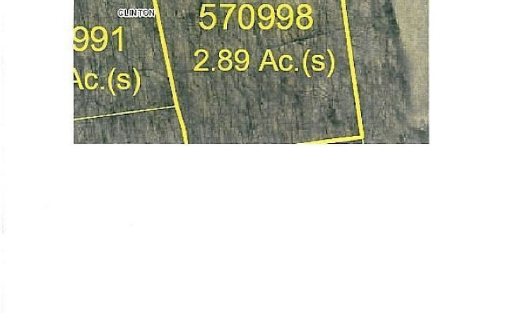 616 Hollow Road, Clinton