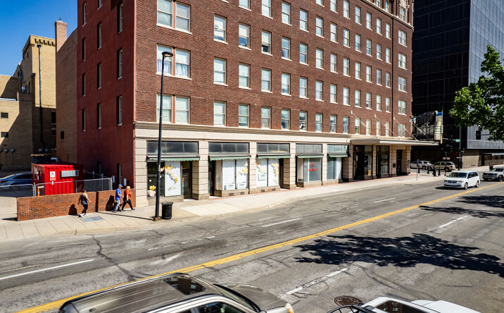 200 North Broadway Avenue, Wichita