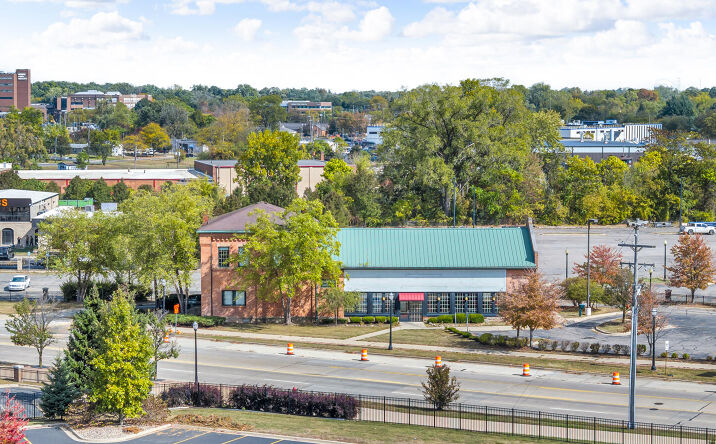 323 S Cooper Street, Jackson