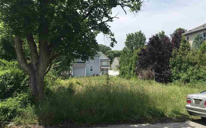 7 W School House Lane, Cape May Court House