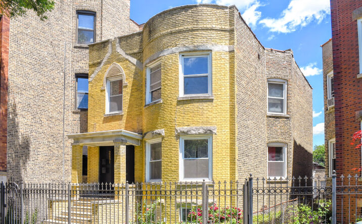 2251 N Sawyer Avenue, Chicago