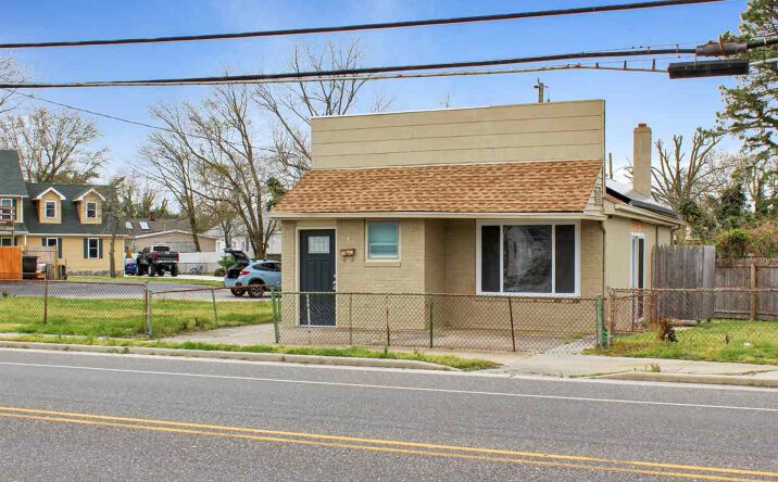1203 Bayshore Road, Villas