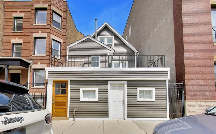 3450 W Diversey Avenue, Chicago