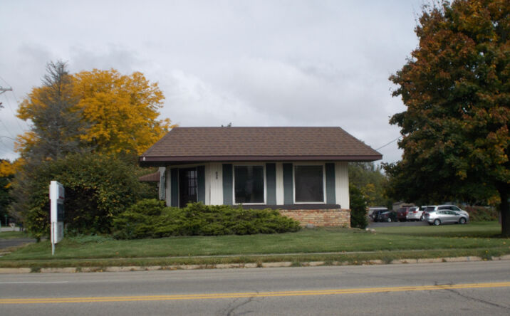 835 W MAIN Street, Lowell