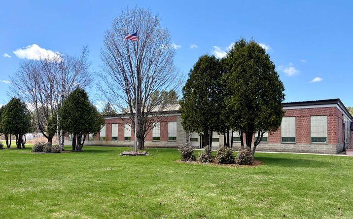 390 Highland Ave, Littleton