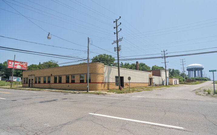 2503 E Michigan Avenue, Jackson