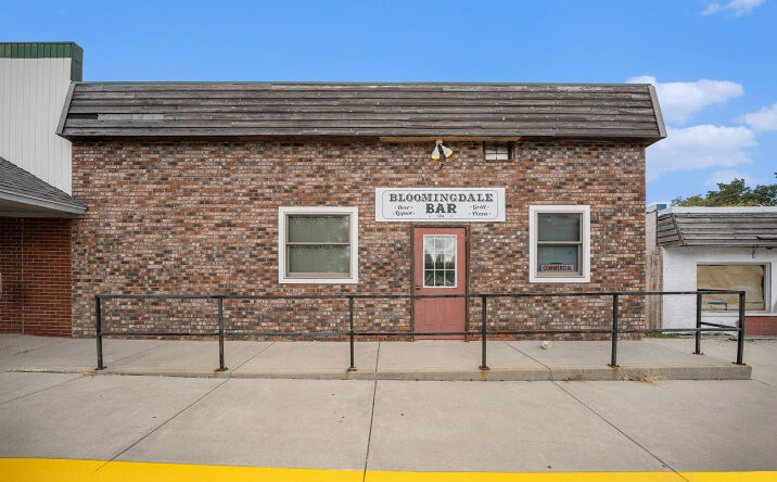 105 N Van Buren Street, Bloomingdale