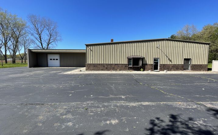 2944 Coloma Road, Benton Harbor