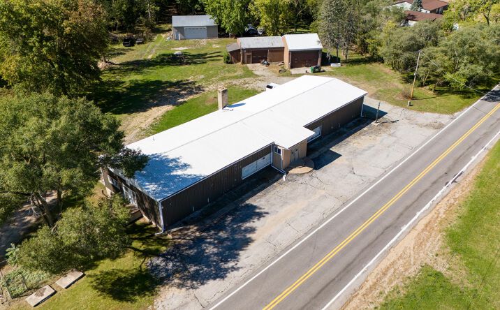 8644 Stevensville Baroda Road, Baroda