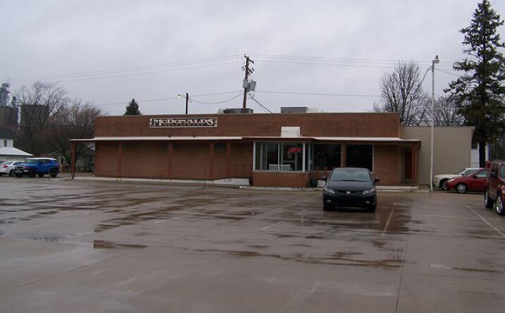 512 E Oak Street, Fairbury