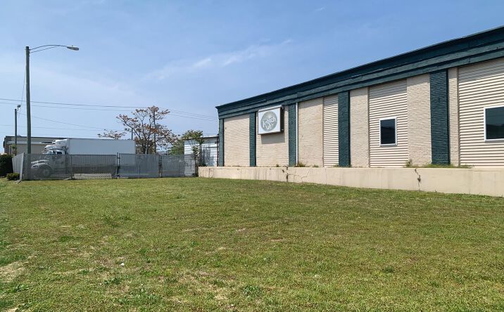 100 W Spicer Avenue, Wildwood
