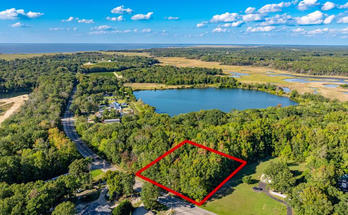 262 Indian Trail Road, Cape May Court House