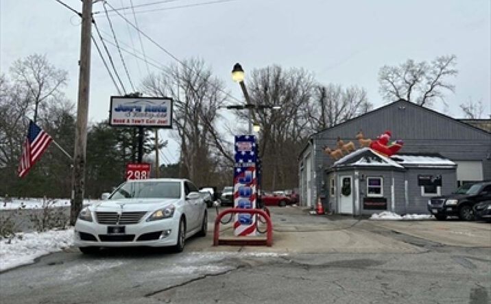 54 Pawtucket Blvd, Tyngsborough