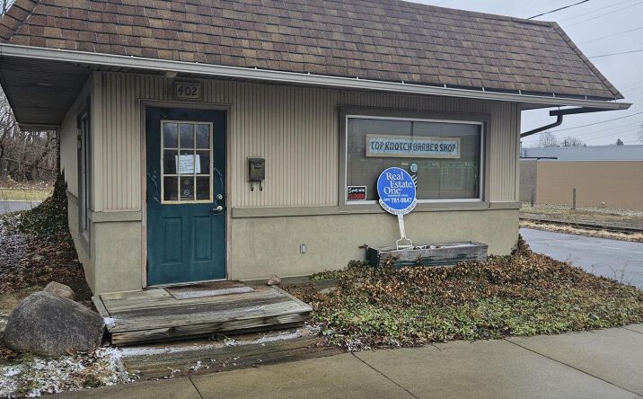 402 N Superior Street, Albion