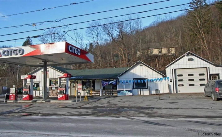 43525 State Highway 28 Highway, Middletown