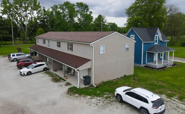 211 W Railroad Street, Kentland