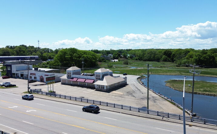 990 Lafayette Road, Portsmouth