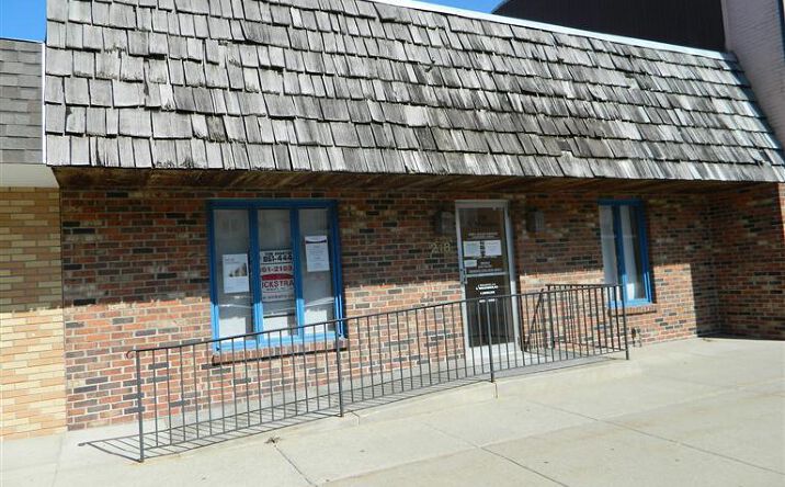 218 N Michigan Avenue, Shelby