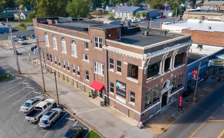 1329 WALNUT Street, Murphysboro