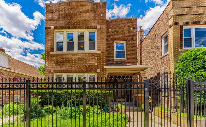 2844 S Throop Street, Chicago