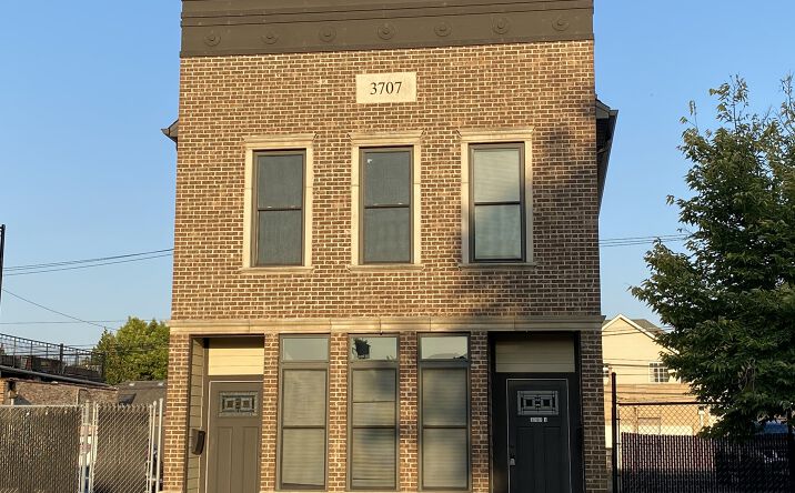 3707 S Halsted Street, Chicago