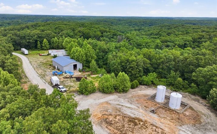 28990 Harbour Road, Gravois Mills