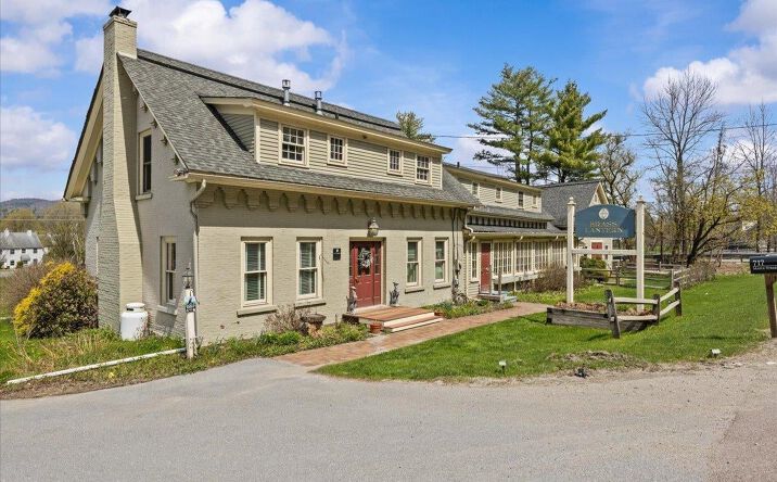 717 Maple Street, Stowe