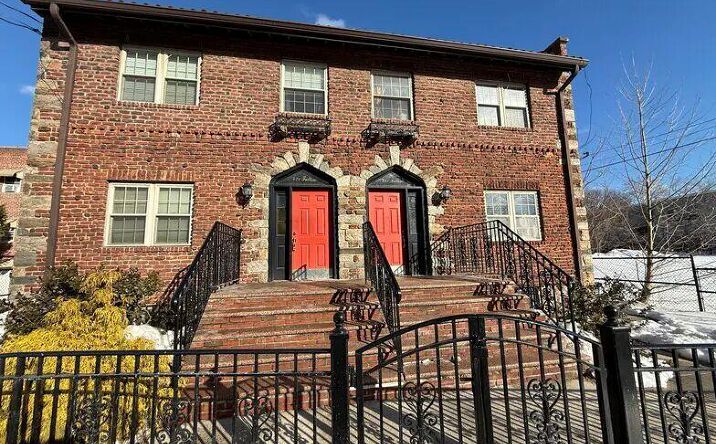 421-423 S Fulton, Mount Vernon