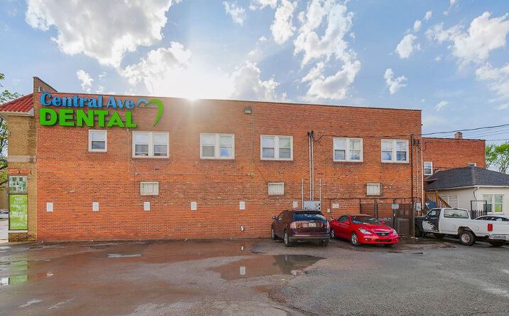 1320 N Central Avenue, Kansas City