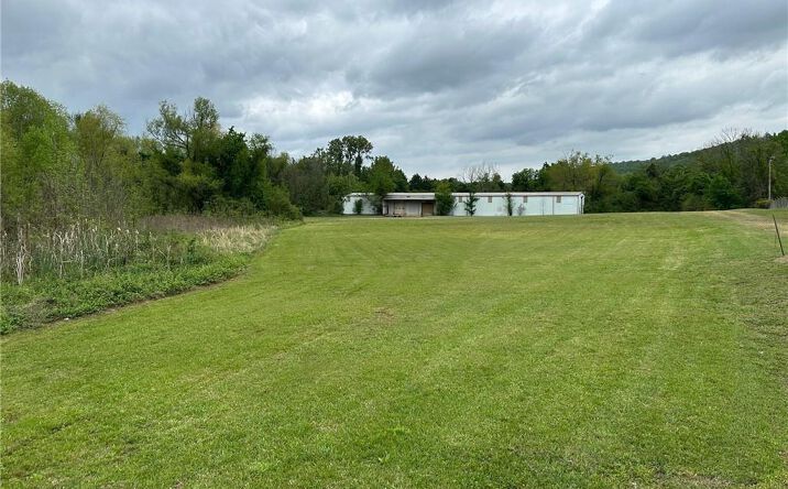 40 Bradley Cove Road, Russellville