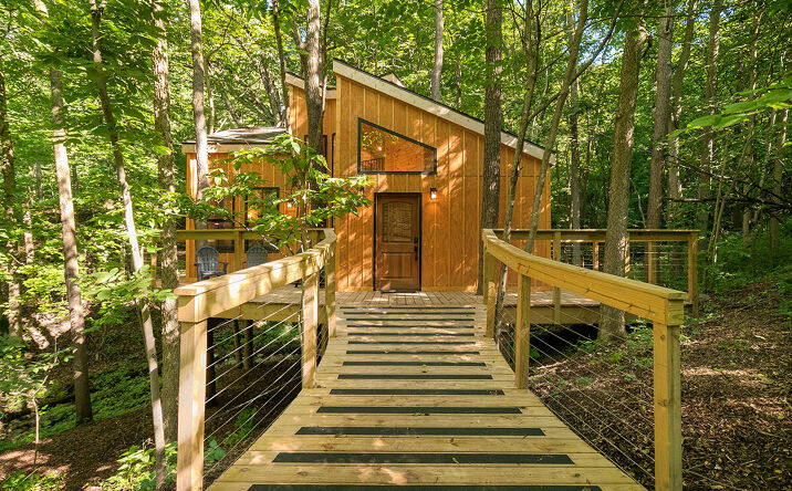 4200 Smokey Row, Ionia