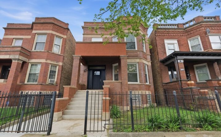 6139 S Saint Lawrence Avenue, Chicago