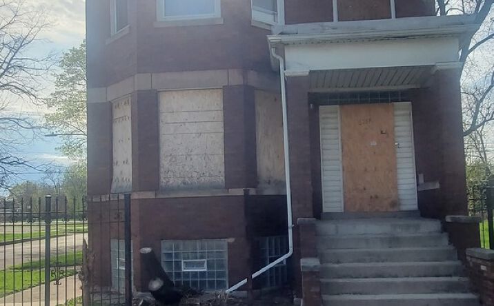 5258 S Emerald Avenue, Chicago