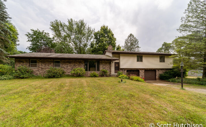 10860 11 Mile Road NE, Greenville