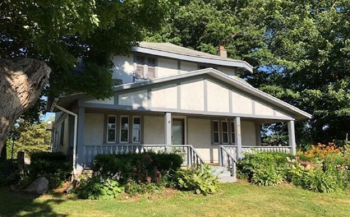 4609 Division Avenue S, Wayland