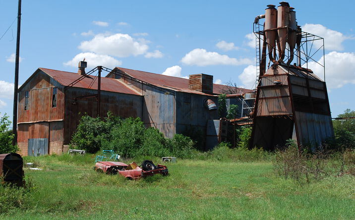 4275 FM 1105, Georgetown
