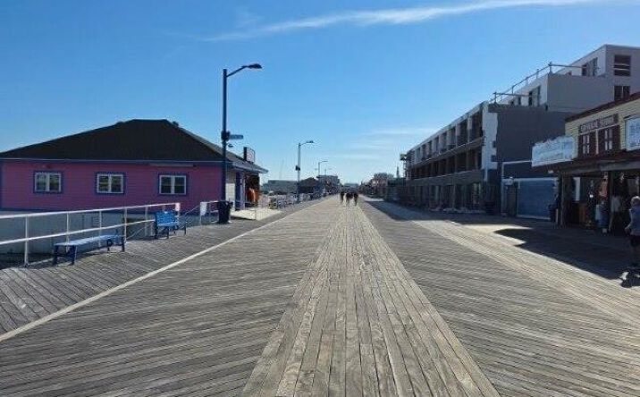 2910 Boardwalk, Wildwood
