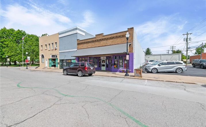 107 E 3rd Street, Cameron