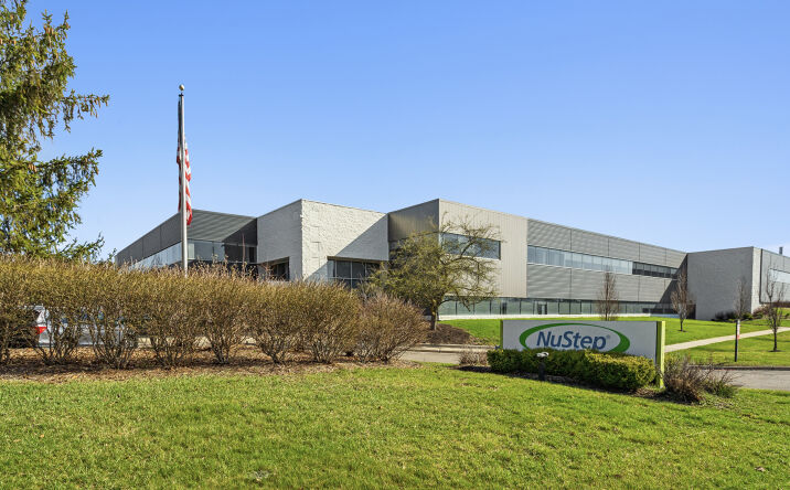 47700 HALYARD DR, PLYMOUTH