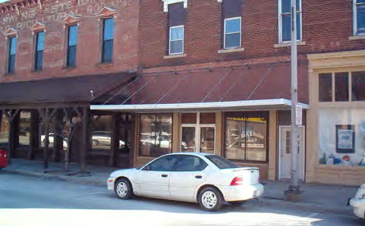 113 W Locust, Fairbury