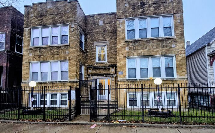6336 S Albany Avenue, Chicago
