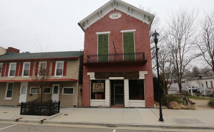 E Main Street, Batavia