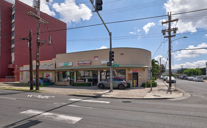 1694 Kalakaua Avenue, Honolulu