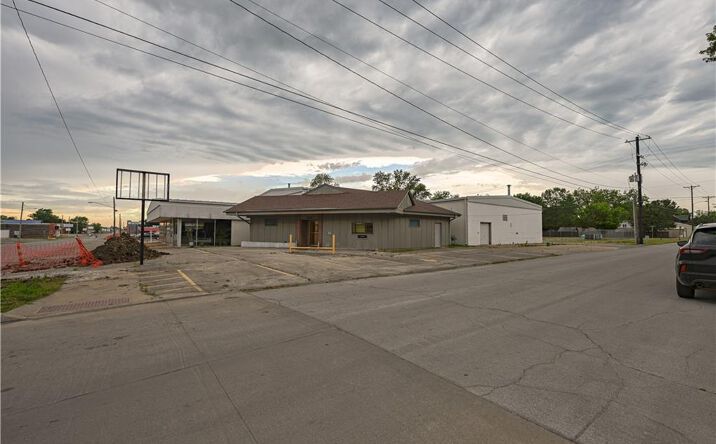 802 W 8th Street, Coffeyville