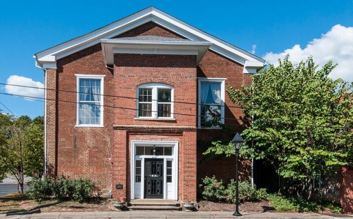 414 WHARF ST, LOUDON