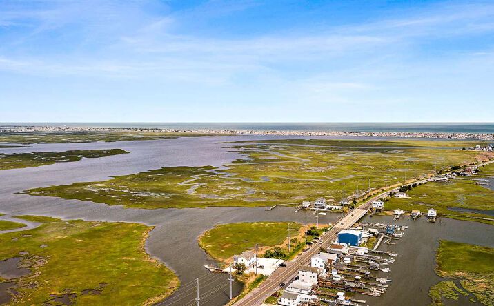 921 Stone Harbor Boulevard, Cape May Court House