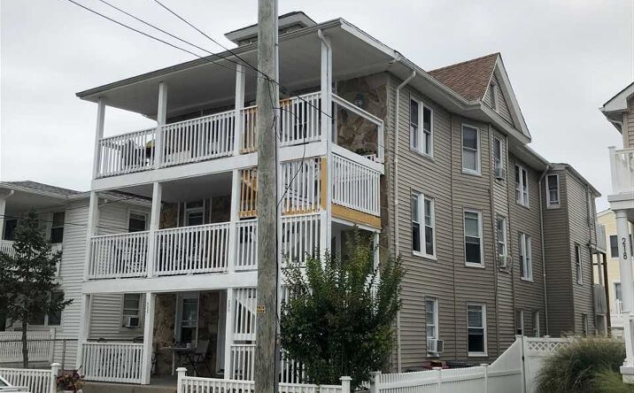 220-222 E Cresse Avenue, Wildwood Crest
