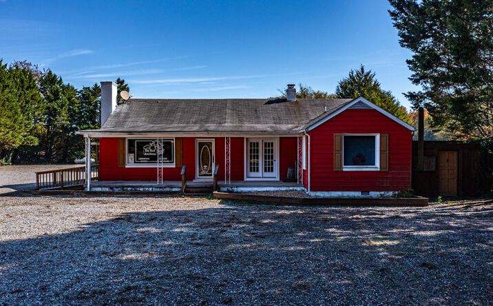 3611 Irvington Road, IRVINGTON